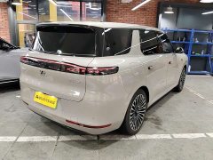 IM Motors Zhiji LS8 66 Ultra Tech Flagship 5-Seater - ფოტო 4