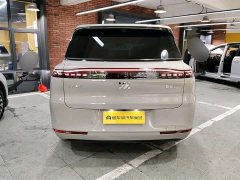 IM Motors Zhiji LS8 66 Ultra Tech Flagship 5-Seater - ფოტო 8