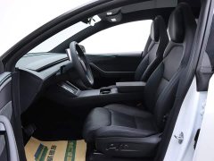 Tesla Model Y L Long Range All-Wheel Drive - ფოტო 11