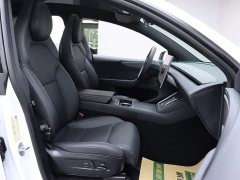 Tesla Model Y L Long Range All-Wheel Drive - ფოტო 15
