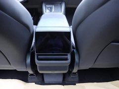 Tesla Model Y L Long Range All-Wheel Drive - ფოტო 18