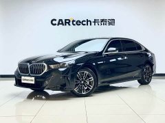BMW 5 Series 530Li Premier M Sport Package - ფოტო 3