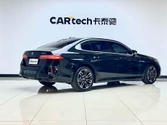 BMW 5 Series 530Li Premier M Sport Package - ფოტო 4