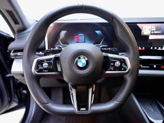 BMW 5 Series 525Li M Sport Package - ფოტო 13