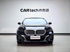 BMW 5 Series 525Li M Sport Package - ფოტო 2