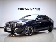 BMW 5 Series 525Li M Sport Package - ფოტო 3