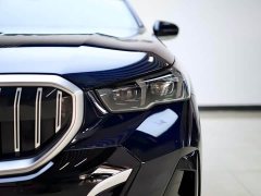 BMW 5 Series 525Li M Sport Package - ფოტო 7