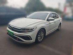 Volkswagen Bora 1.5L Automatic Comfort Limited Edition - ფოტო 1