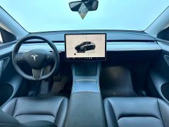 Tesla Model Y Rear-Wheel Drive - ფოტო 13