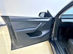 Tesla Model Y Rear-Wheel Drive - ფოტო 18