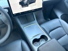 Tesla Model Y Rear-Wheel Drive - ფოტო 19