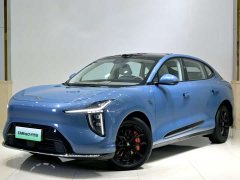 IM Motors Zhiji LS6 Pure Electric Max - photo 1
