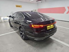 Volkswagen Passat Outstanding Edition 330TSI Elite - ფოტო 3