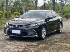 Toyota Camry 2.0G Luxury - ფოტო 1