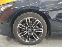 BMW 5 Series 525Li M Sport Package - ფოტო 15