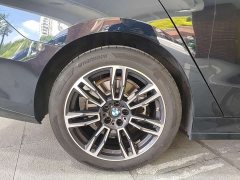 BMW 5 Series 525Li M Sport Package - ფოტო 18
