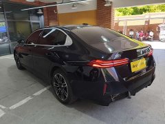 BMW 5 Series 525Li M Sport Package - ფოტო 3