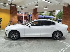 Volvo S60 2023 B4 Smart Luxury Edition - ფოტო 2