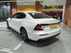 Volvo S60 2023 B4 Smart Luxury Edition - ფოტო 3