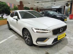 Volvo S60 2023 B4 Smart Luxury Edition - ფოტო 9