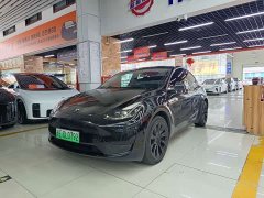 Tesla Model Y Rear-Wheel Drive - ფოტო 1