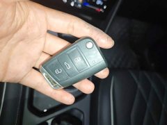 Volkswagen Tiguan L 2023 330TSI Automatic FWD R-Line Comfort Edition - ფოტო 9