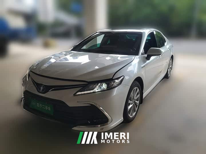 Toyota Camry Hybrid 2.5L HGVP Leading Edition - ავტომობილი ჩინეთიდან