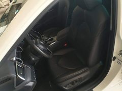 Toyota Camry Hybrid 2.5L HGVP Leading Edition - ფოტო 11