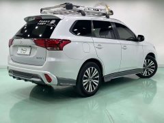 Mitsubishi Outlander Facelift 2.0L FWD Comfort 7-Seater - ფოტო 9