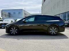 Li Auto i6 Four-Wheel Drive Standard Edition - ფოტო 2