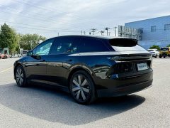 Li Auto i6 Four-Wheel Drive Standard Edition - ფოტო 3