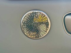 Li Auto i6 Four-Wheel Drive Standard Edition - ფოტო 8