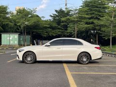 Mercedes-Benz C-Class Facelift C 200 L Sport Edition - ფოტო 13