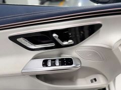 Mercedes-Benz EQE 500 4MATIC Luxury - ფოტო 10