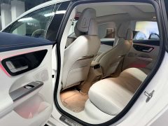 Mercedes-Benz EQE 500 4MATIC Luxury - ფოტო 11