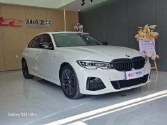 BMW 3 Series 325Li M Sport Night Edition Package - ფოტო 3