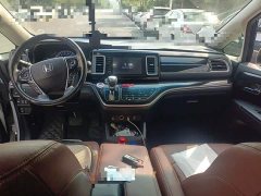 Honda Elysion 2019 2.0L Hybrid Luxury - ფოტო 10