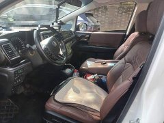 Honda Elysion 2019 2.0L Hybrid Luxury - ფოტო 16