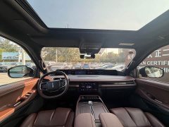 Lincoln Navigator 3.5T Presidential Edition - ფოტო 9