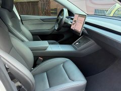 Tesla Model Y Rear-Wheel Drive - ფოტო 14
