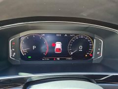 Volkswagen Tiguan L 380TSI Automatic AWD R-Line Premium 7-Seater - ფოტო 14