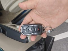 Buick GL8 2023 Facelift Land Executive Cabin Luxury - ფოტო 9