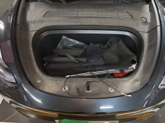 Tesla Model Y Rear-Wheel Drive - ფოტო 16
