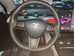 Tesla Model Y Rear-Wheel Drive - ფოტო 6
