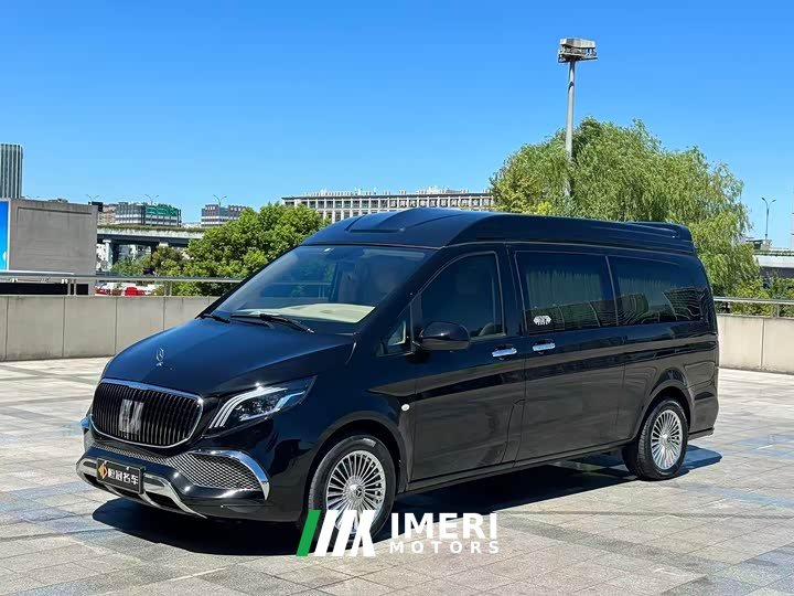 Mercedes-Benz Vito 2.0T Business Edition 7-Seater