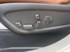 Lincoln Explorer 2.7T AWD Elite - ფოტო 12