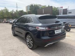 Lincoln Explorer 2.7T AWD Elite - ფოტო 17