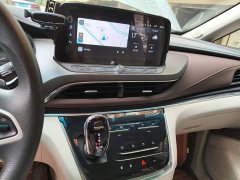 Buick GL8 Land Business Class Smart Edition - ფოტო 14