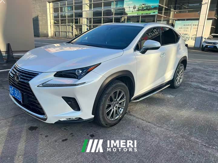 Lexus NX 300h FWD Prestige National V