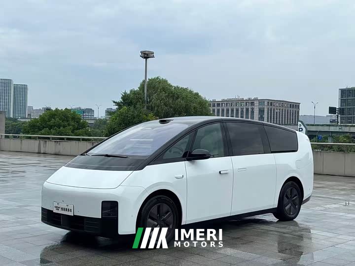 Li Auto MEGA Home Family Edition - ავტომობილი ჩინეთიდან
